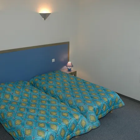 Hotel De La Poste La Cavalerie