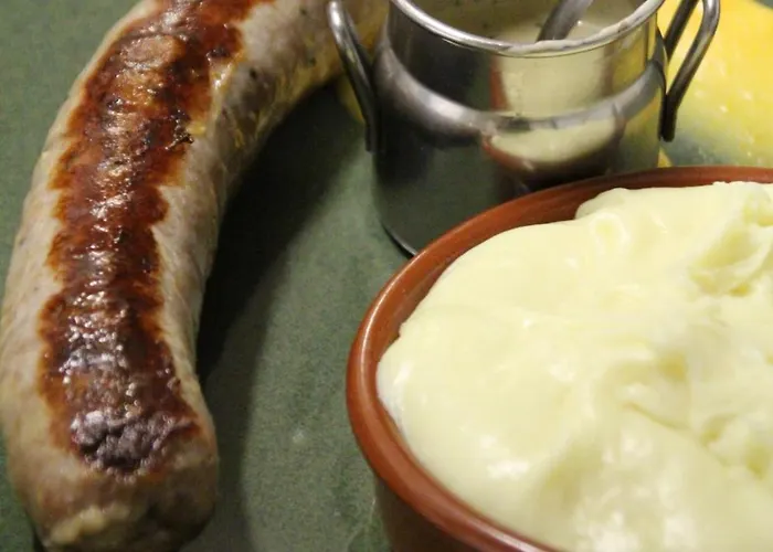 Hotel De La Poste La Cavalerie