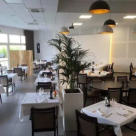 De La Poste Hotel