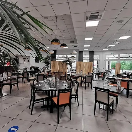 Hotel De La Poste 2*