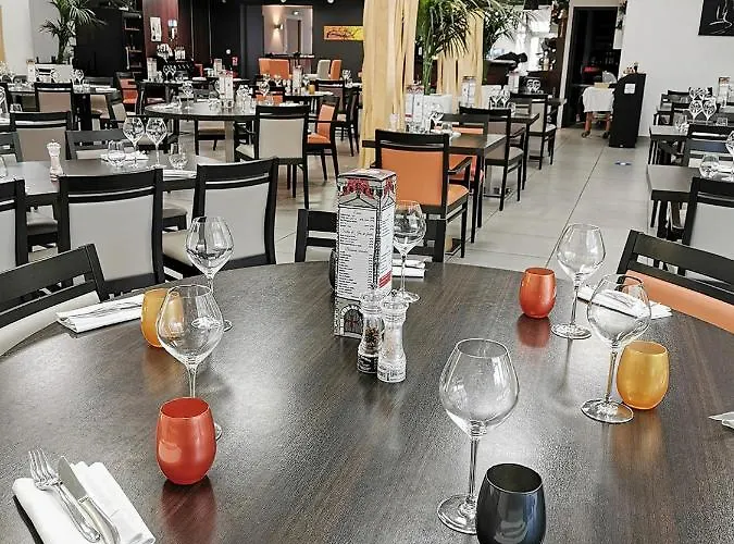 Hotel De La Poste 2*