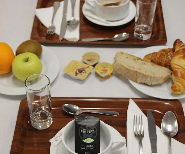 Hotel De La Poste La Cavalerie