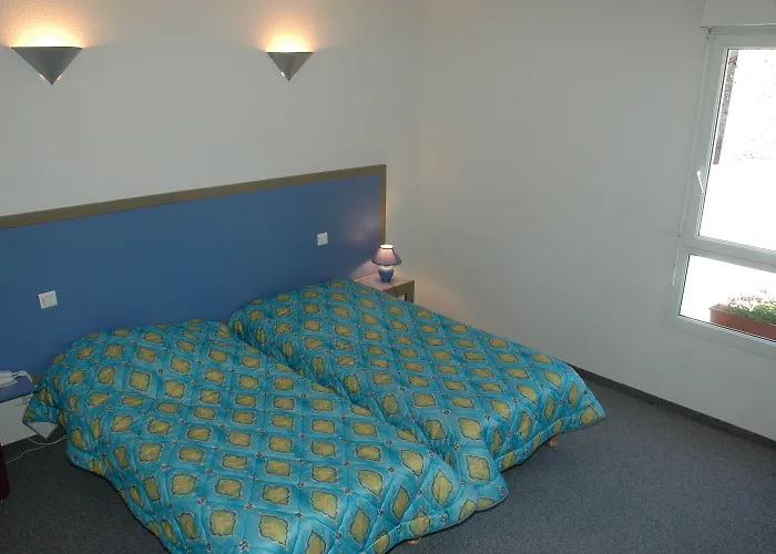 Hotel De La Poste La Cavalerie